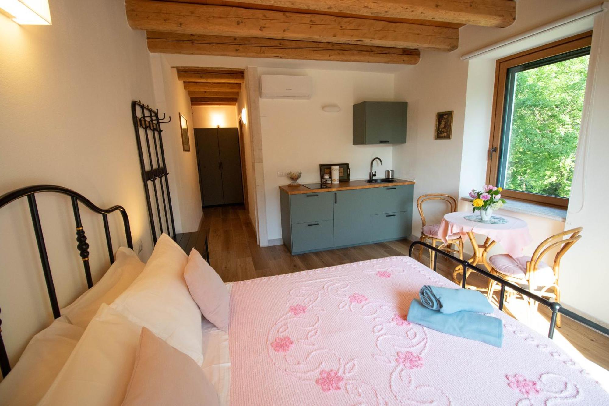 אאוריזינה Agriturismo Ai Tre Sentieri חדר תמונה