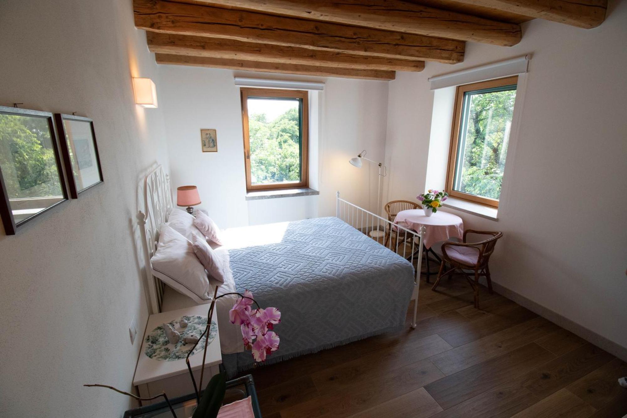 אאוריזינה Agriturismo Ai Tre Sentieri חדר תמונה