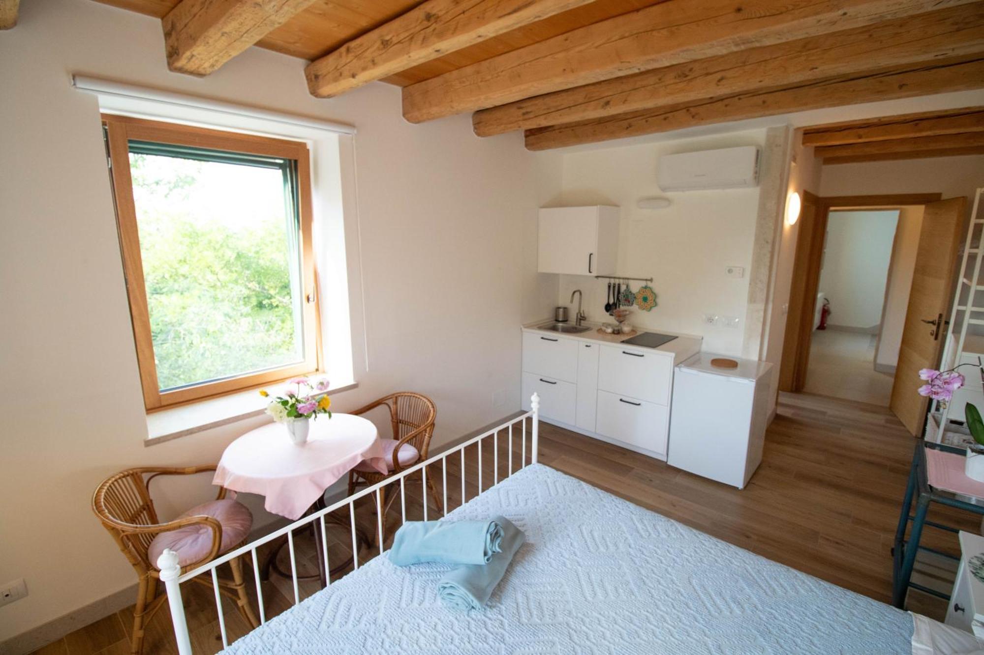 אאוריזינה Agriturismo Ai Tre Sentieri מראה חיצוני תמונה