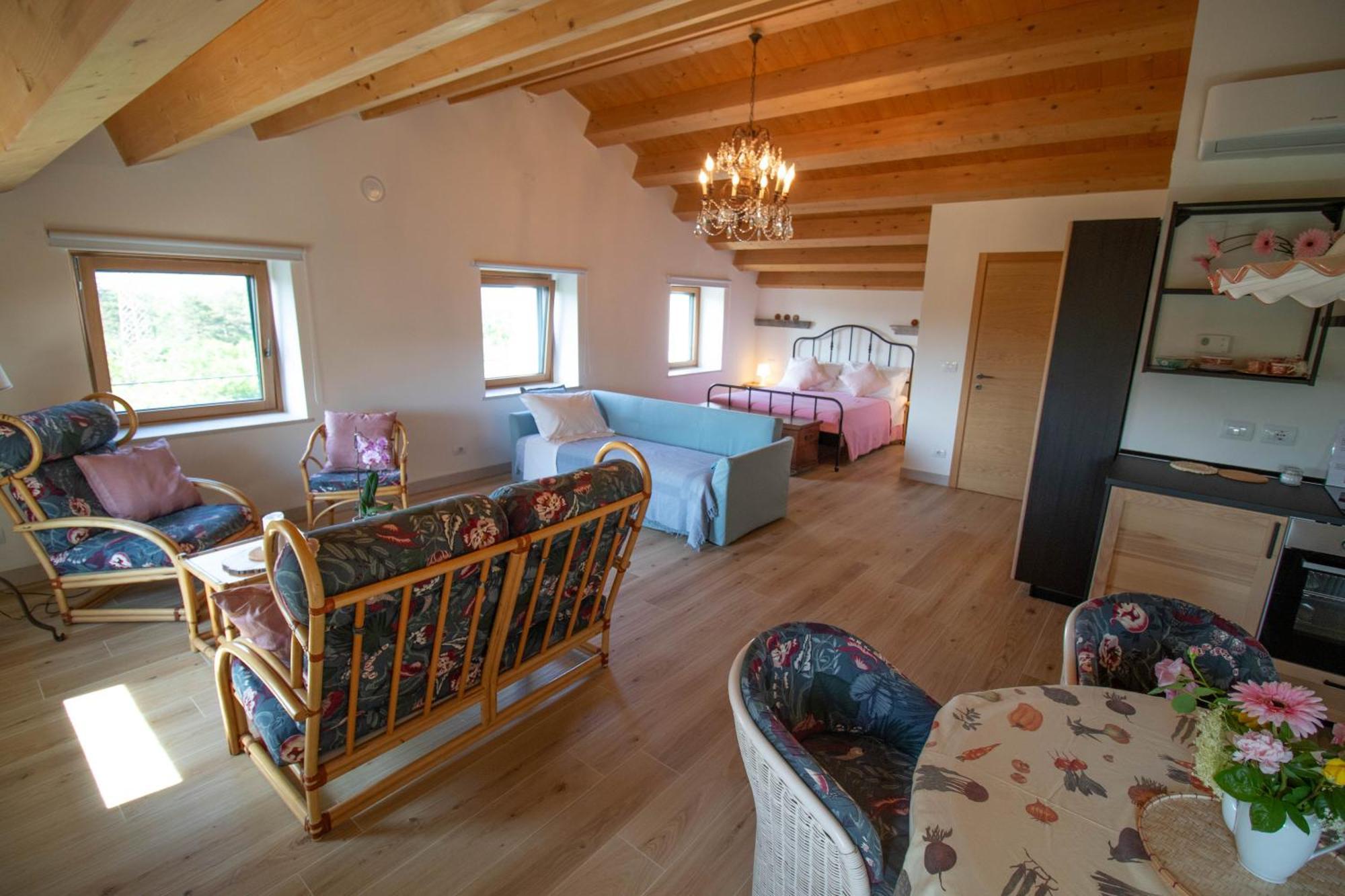 אאוריזינה Agriturismo Ai Tre Sentieri חדר תמונה